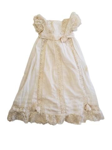 Primera imagen del registro Traje de bautizo