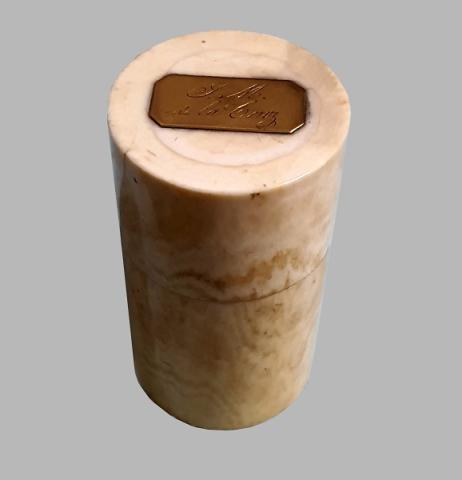 Primera imagen del registro Caja
