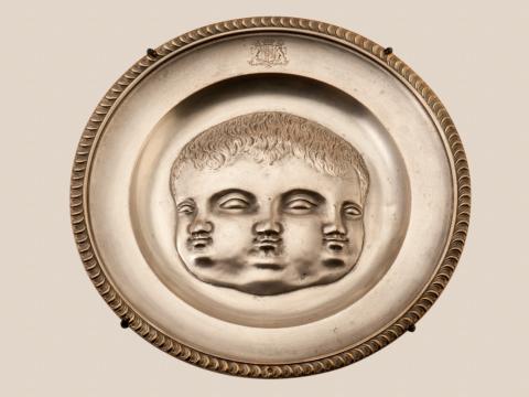 Primera imagen del registro Plato decorativo