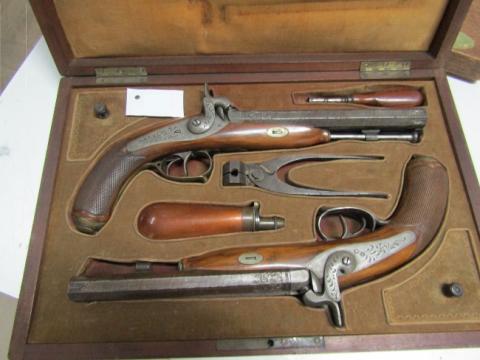 Primera imagen del registro Caja de arma