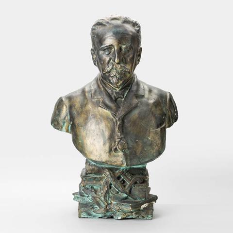 Primera imagen del registro Busto de Eduardo de la Barra