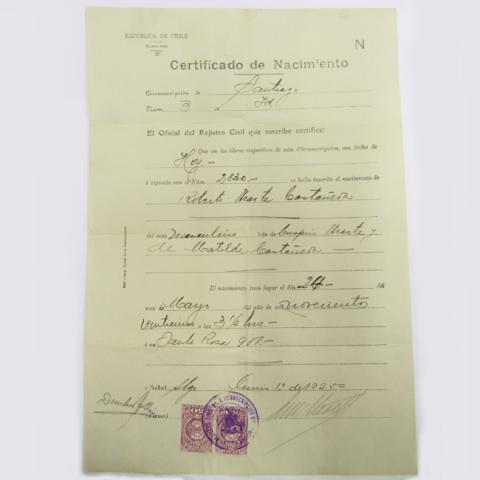 Primera imagen del registro Certificado de nacimiento de Roberto Urarte Castañeda