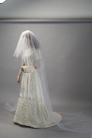 Primera imagen del registro Velo (novia)