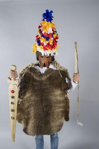 Primera imagen del registro Traje de encuerado o compadrito