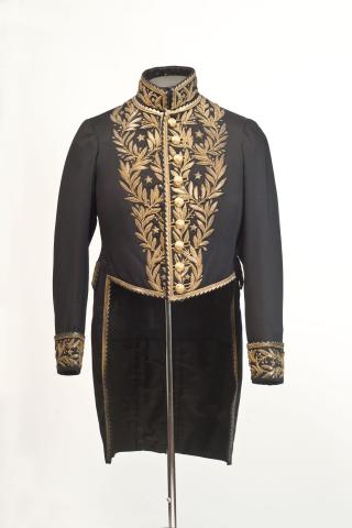 Primera imagen del registro Uniforme (diplomático)