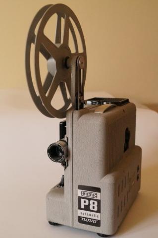 Primera imagen del registro Proyector (imágenes)