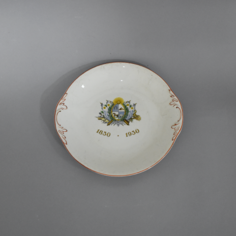 Primera imagen del registro Plato decorativo