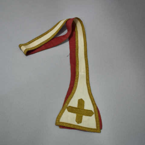 Primera imagen del registro Estola (vestuario litúrgico)