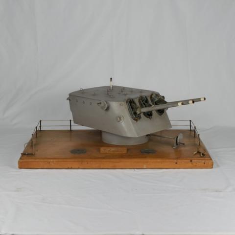 Primera imagen del registro Modelo de una torre de 6/47