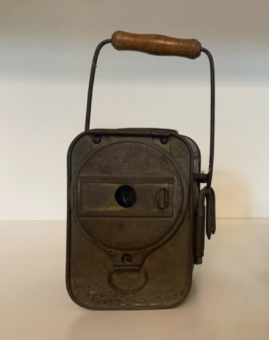 Primera imagen del registro Farol de señalización