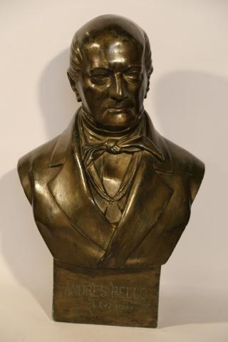 Primera imagen del registro Busto de Andrés Bello