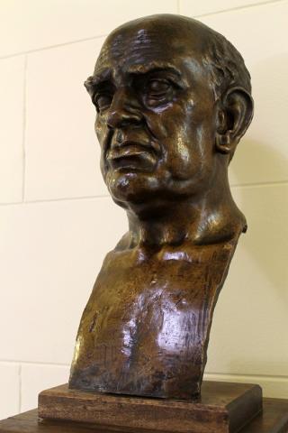 Primera imagen del registro Busto de Domingo Faustino Sarmiento