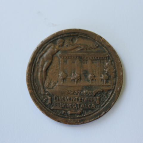Primera imagen del registro Medalla Cincuentenario Banco de Talca