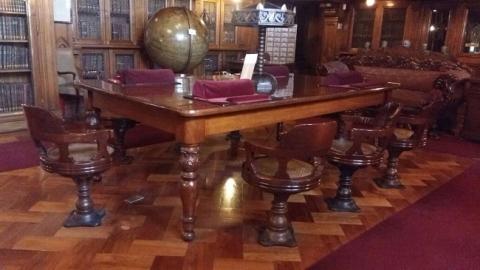 Primera imagen del registro Mesa para escribir