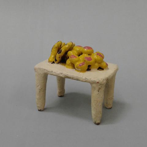 Primera imagen del registro Mesa con frutas