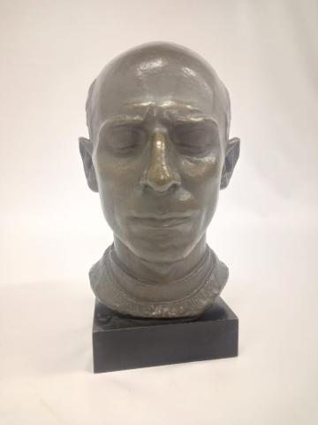 Primera imagen del registro Busto de Jaime Eyzaguirre