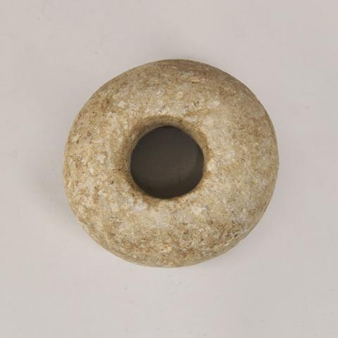 Primera imagen del registro Piedra horadada