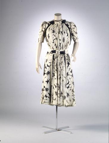 Primera imagen del registro Vestido (prenda principal)