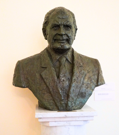 Primera imagen del registro Busto de don Patricio Aylwin