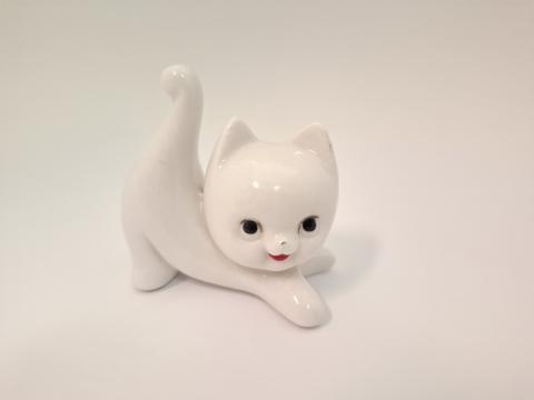 Primera imagen del registro Figura de gato decorativo